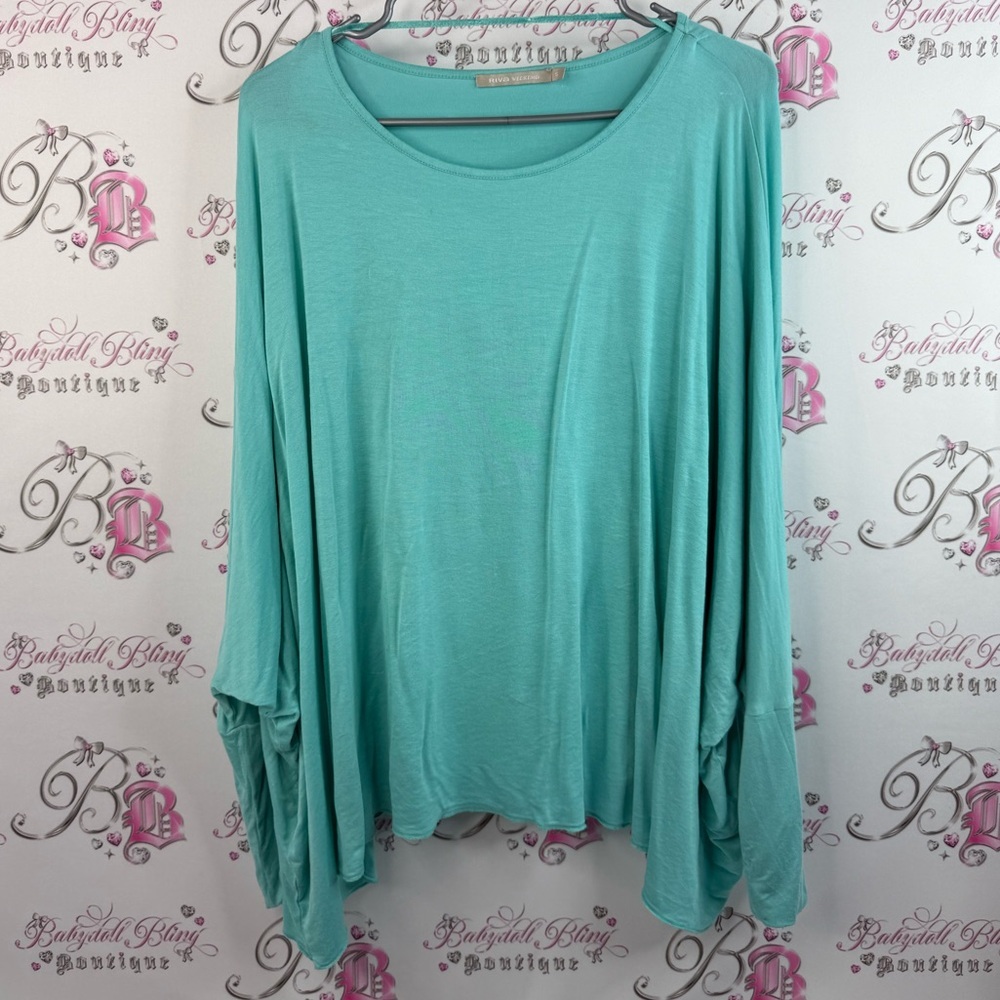 Riva weekend long sleeve flowy comfy blue Elegant Teal Long Sleeve Women's Top